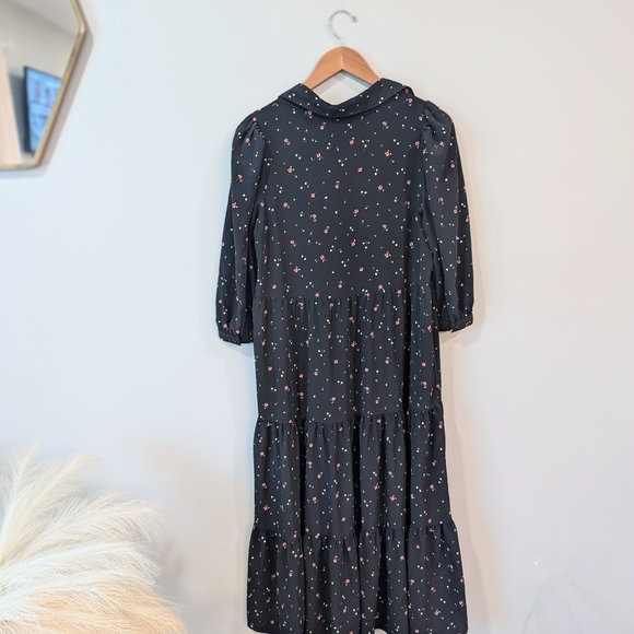 Levi's Black and White Tiered Midi Dress with Puff Sleeves - Picture 4 of 10